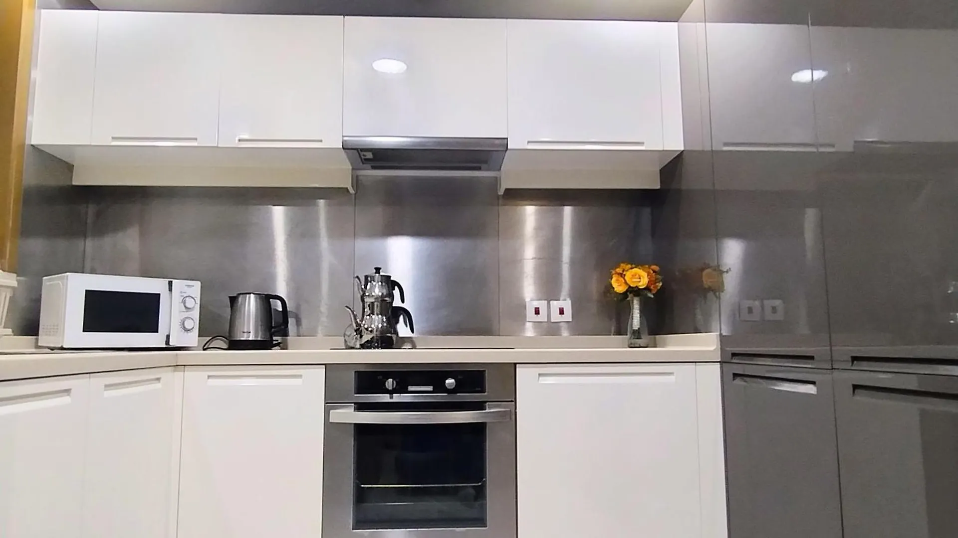 Claren Tower 2 By Golden Casa Apartment Dubai